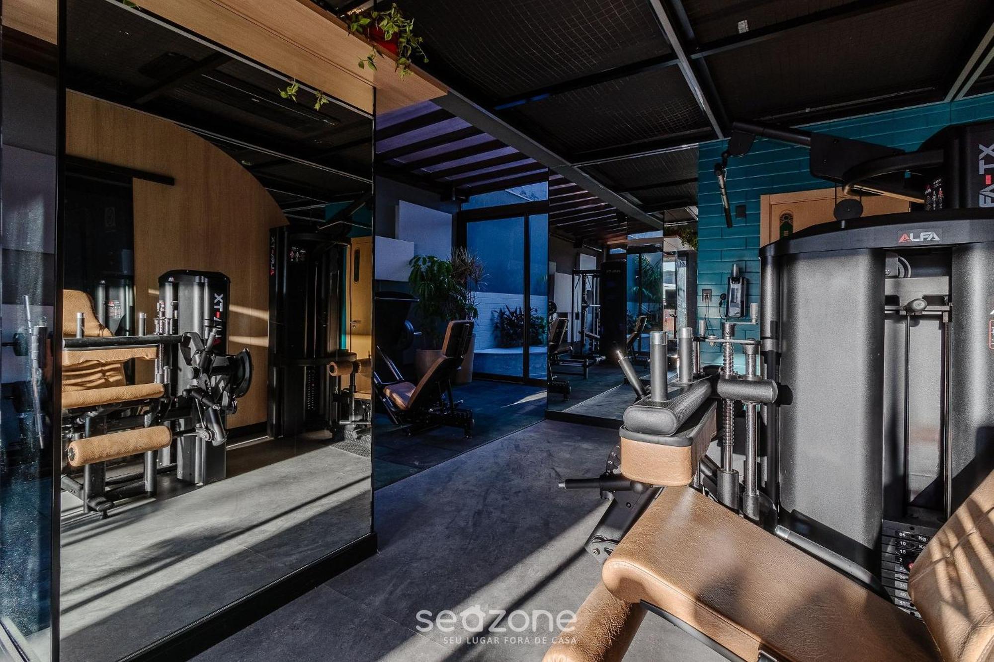 Apartamento Predio Beira-mar Com Piscina Na Barra Em Ssa - Spb