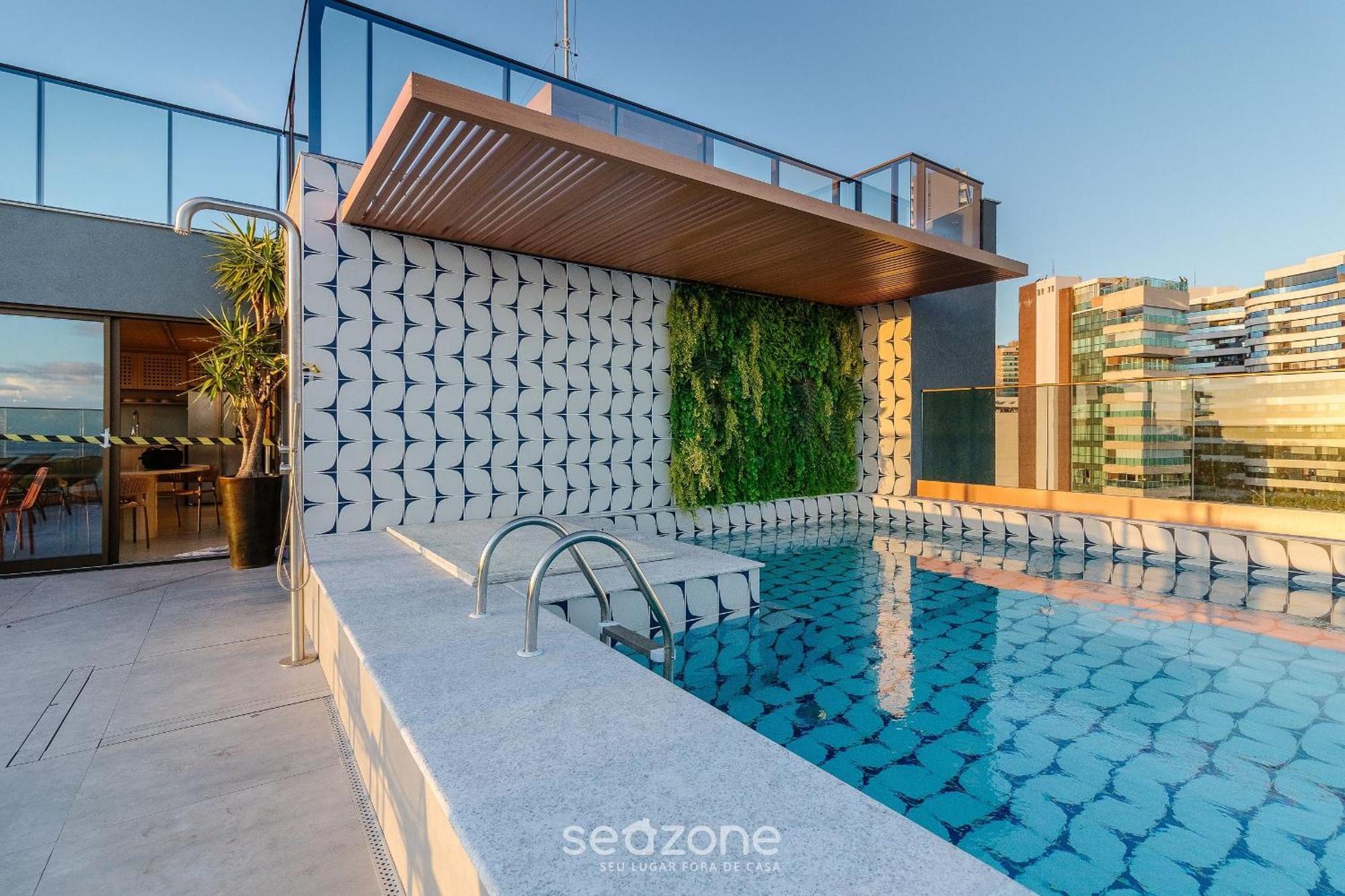Apartamento Predio Beira-mar Com Piscina Na Barra Em Ssa - Spb