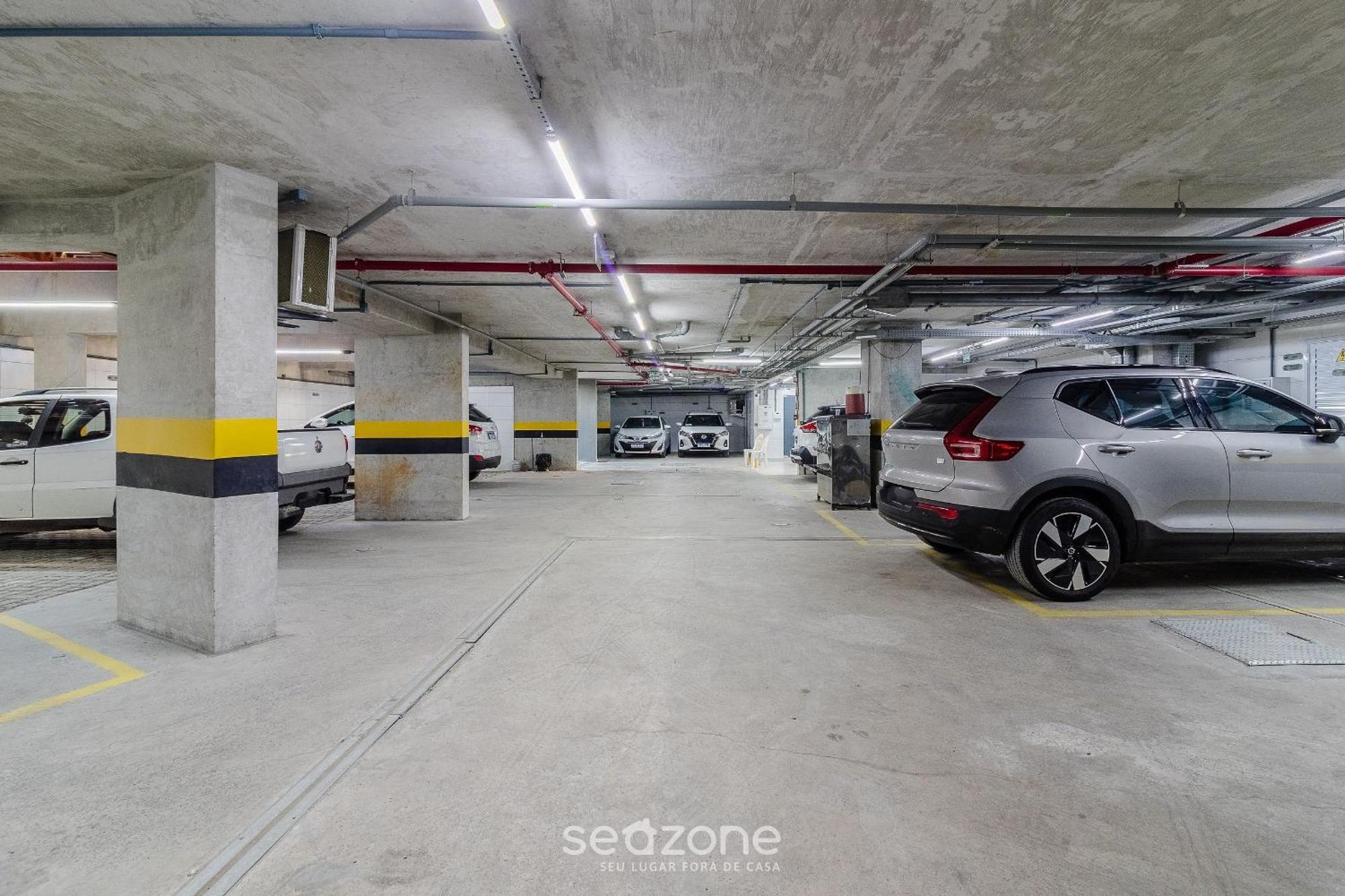 Apartamento Predio Beira-mar Com Piscina Na Barra Em Ssa - Spb Salvador